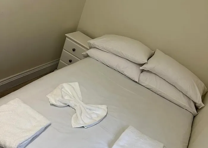 Convenient Budget 4bed Shared Kitchen