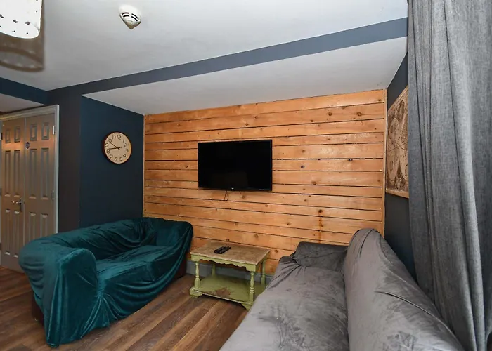 Convenient Budget 4bed Shared Kitchen Appartement